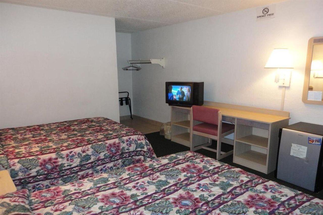 Americas Best Value Inn Батъл Крийк Стая снимка