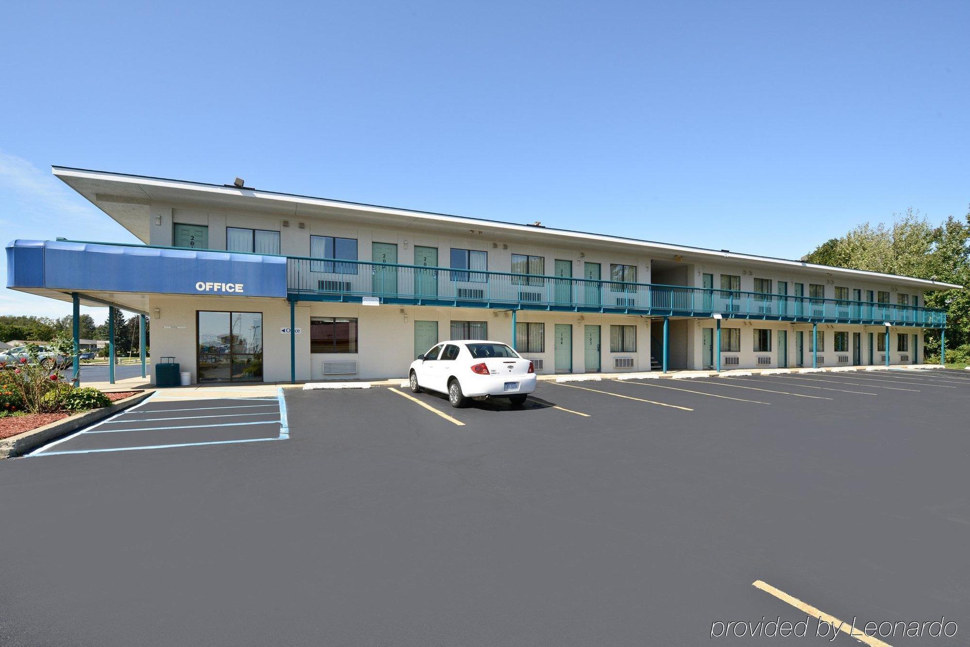 Americas Best Value Inn Батъл Крийк Екстериор снимка
