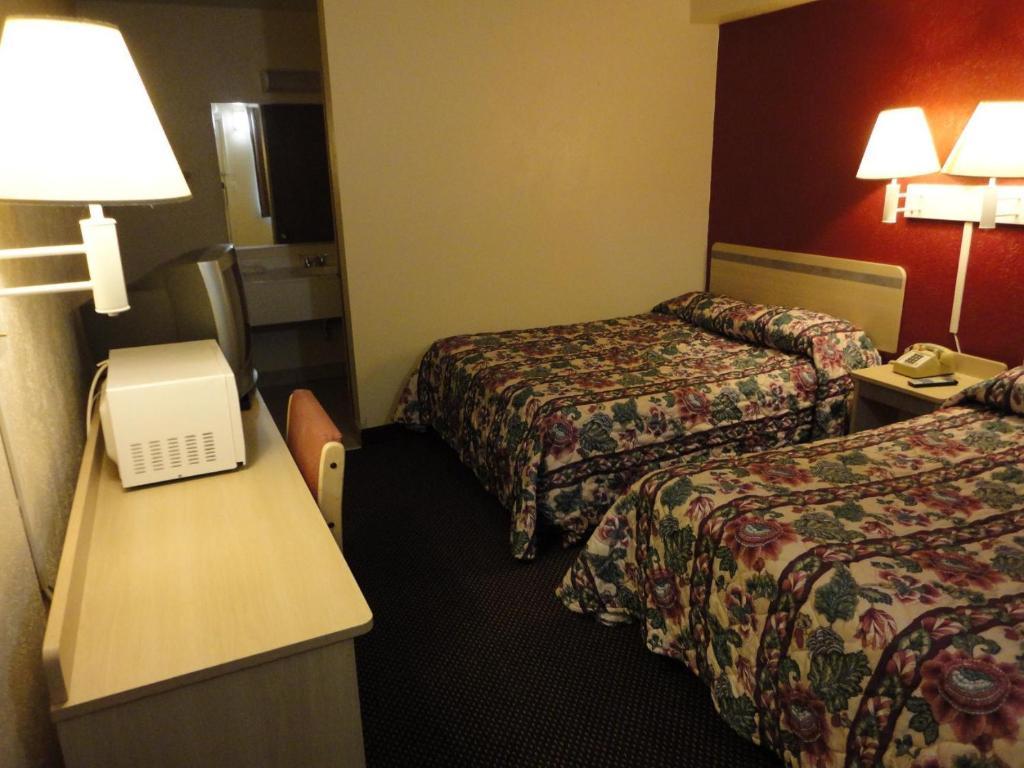 Americas Best Value Inn Батъл Крийк Стая снимка